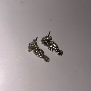Silver seahorse stud earrings